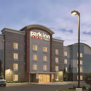 3* אורחן Park By Radisson, Airport North, Ab